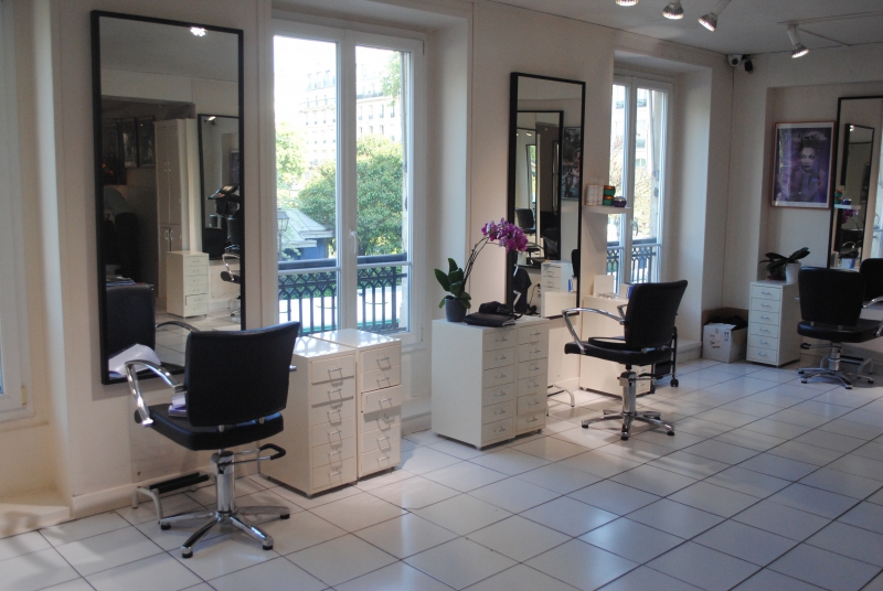 coiffure-MONTFERRAT-min_floor-home-office-property-living-room-room-781228-pxhere.com